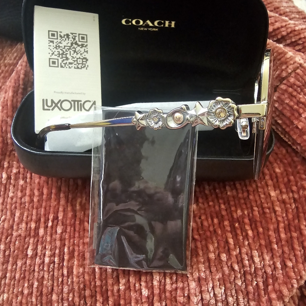 Coach HC7118B Brown Sunglasses - Picture 9 of 11